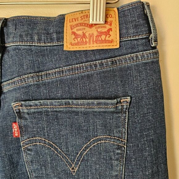 EUC LEVI'S CLASSIC STRAIGHT DARK WASH JEANS SIZE 12 S W 31 L 28 - Picture 5 of 15